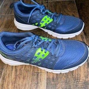 Men’s Reeboks blue and green sneakers size 10.